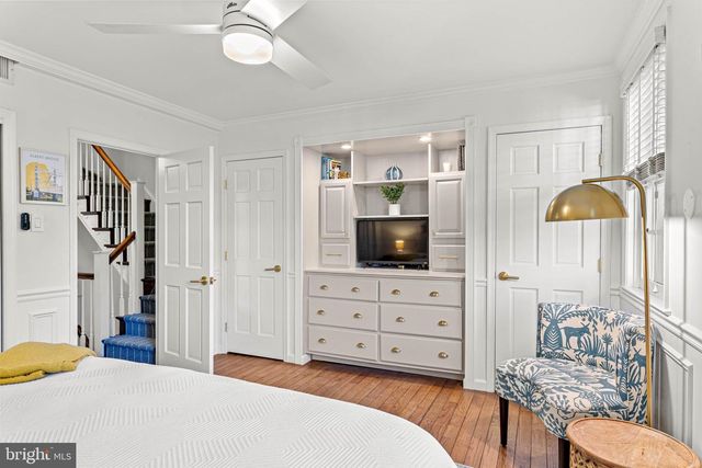 642 PINE ST, Philadelphia, PA 19106