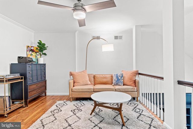 642 PINE ST, Philadelphia, PA 19106