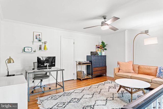 642 PINE ST, Philadelphia, PA 19106