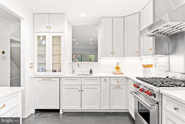 642 PINE ST, Philadelphia, PA 19106
