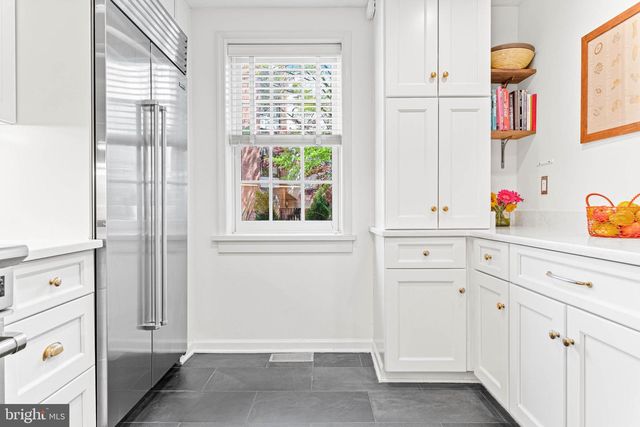 642 PINE ST, Philadelphia, PA 19106