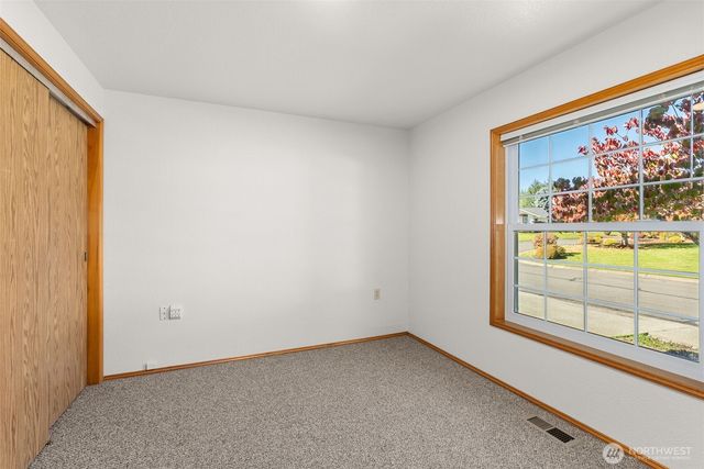 1222 Searle Drive, Centralia, WA 98531