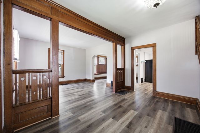 1546 6th Ave SE, Cedar Rapids, IA 52403