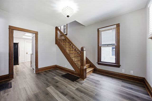 1546 6th Ave SE, Cedar Rapids, IA 52403