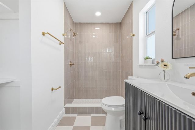 5116 18TH AVENUE W, Bradenton, FL 34209