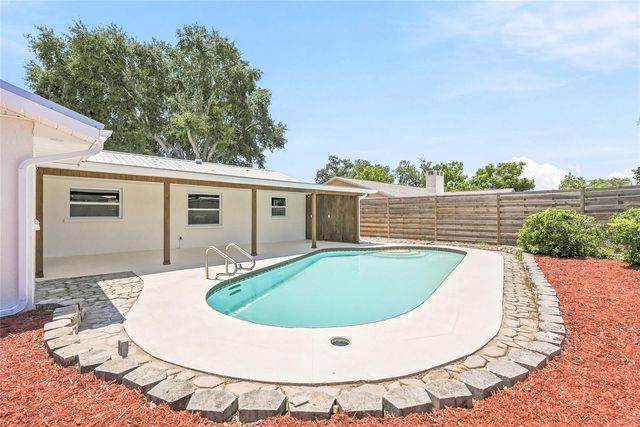 5116 18TH AVENUE W, Bradenton, FL 34209