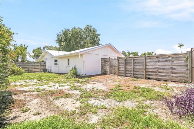 5116 18TH AVENUE W, Bradenton, FL 34209