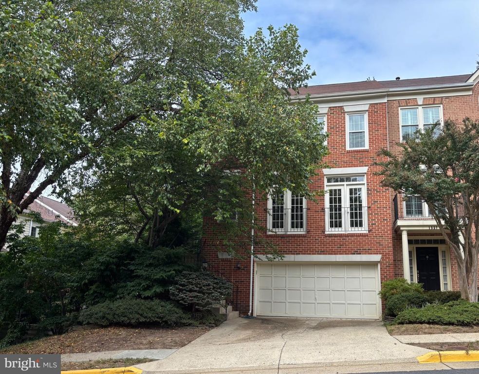 1325 SUNDIAL DR, Reston, VA 20194