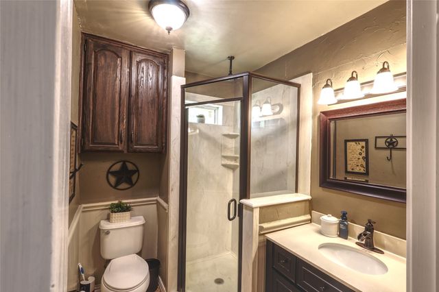 5500 Bello Vista Drive, Sherman, TX 75090