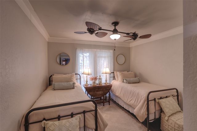 5500 Bello Vista Drive, Sherman, TX 75090
