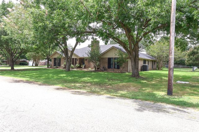 5500 Bello Vista Drive, Sherman, TX 75090