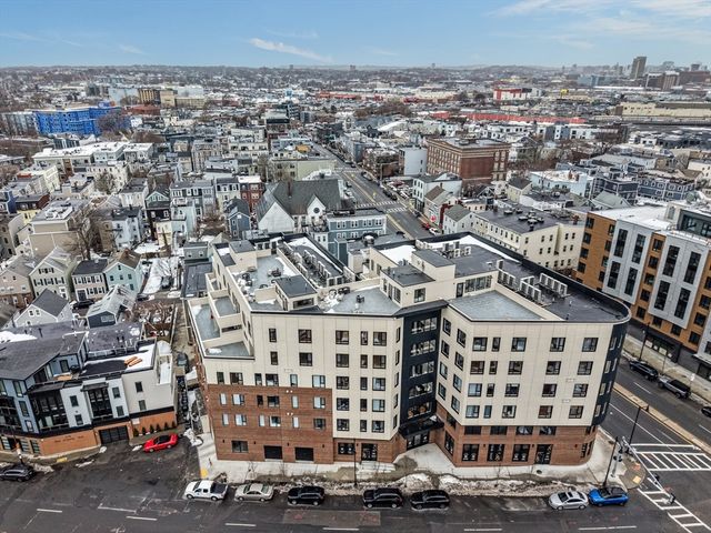 267 Old Colony 606, Boston, MA 02127