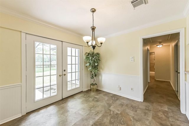 105 W Wildwinn Drive, Alvin, TX 77511