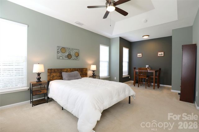 9112 Duckhorn Drive, Charlotte, NC 28277