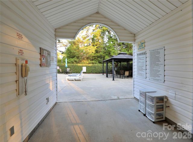 9112 Duckhorn Drive, Charlotte, NC 28277