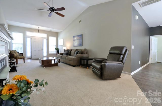 9112 Duckhorn Drive, Charlotte, NC 28277