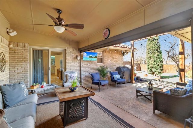 1111 Berkshire Court, Trophy Club, TX 76262