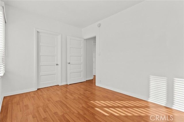 1322 S Van Ness, Los Angeles, CA 90019