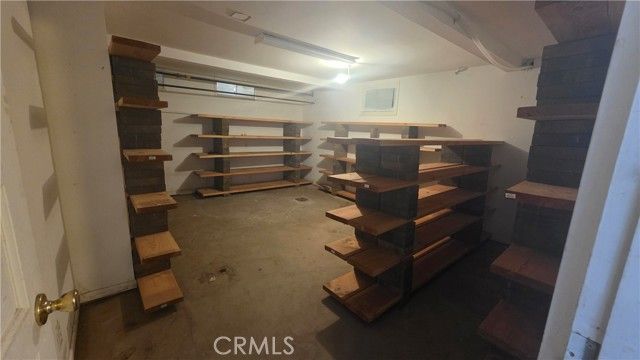 1322 S Van Ness, Los Angeles, CA 90019