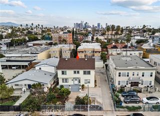 1322 S Van Ness, Los Angeles, CA 90019