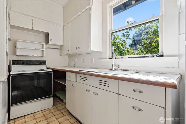 927 Jersey Street, Bellingham, WA 98225