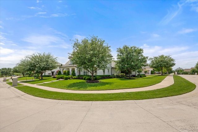 4662 Sidonia Court, Fort Worth, TX 76126