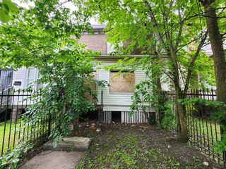 10525 S Corliss Avenue, Chicago, IL 60628