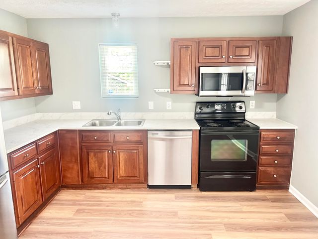 3501 Gunbow Court, Lexington, KY 40517