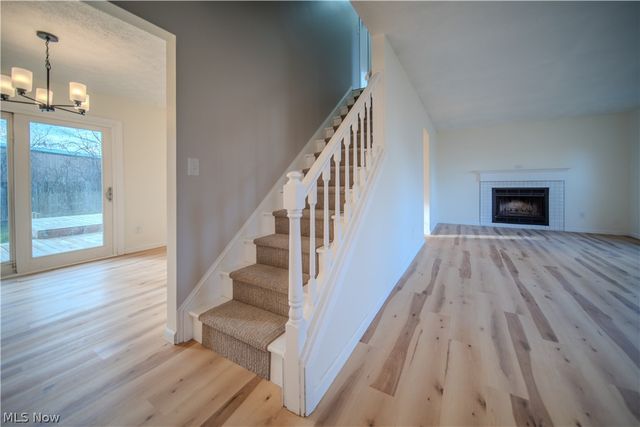 886 Bunker Hill, Medina, OH 44256