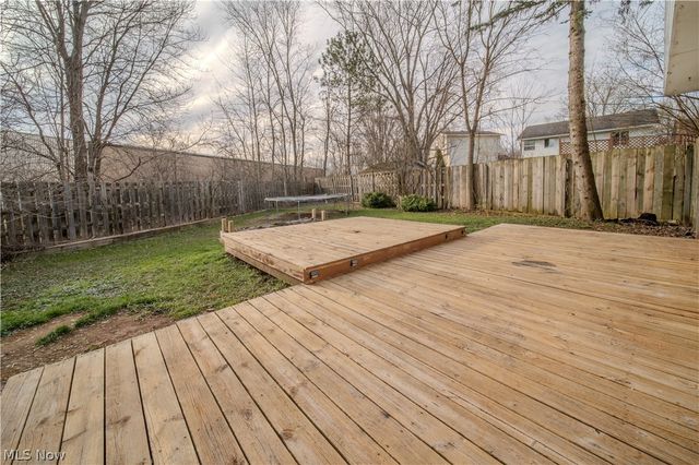 886 Bunker Hill, Medina, OH 44256