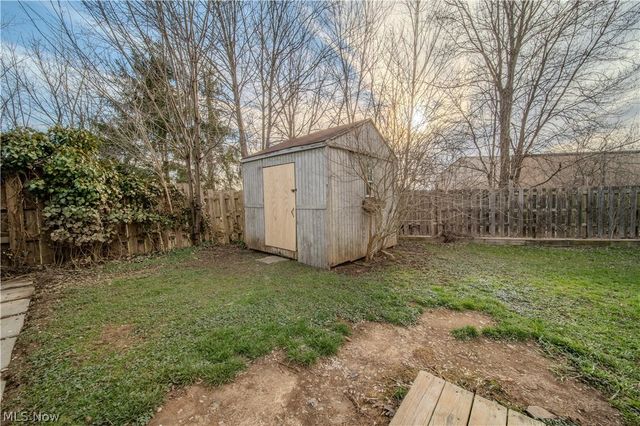 886 Bunker Hill, Medina, OH 44256