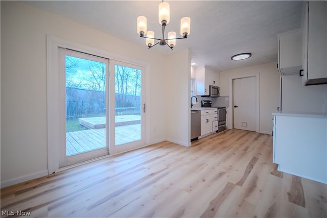 886 Bunker Hill, Medina, OH 44256