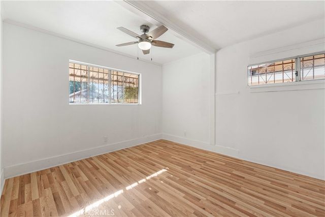 1021 W 53rd St, Los Angeles, CA 90037