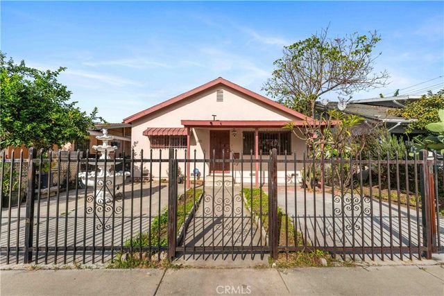 1021 W 53rd St, Los Angeles, CA 90037