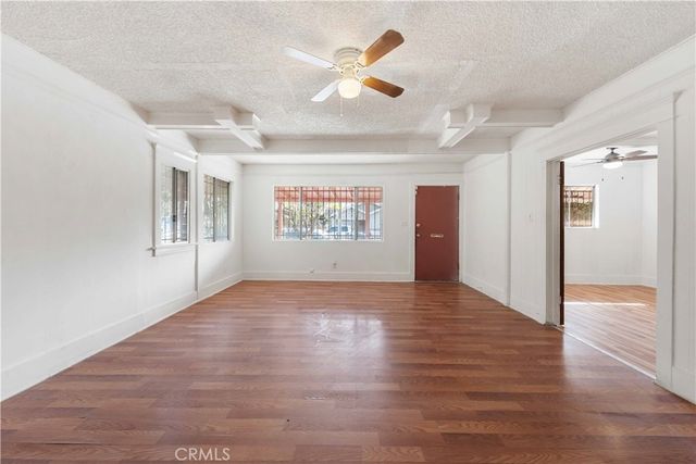 1021 W 53rd St, Los Angeles, CA 90037