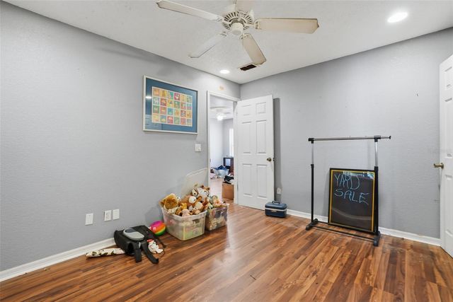 8129 ESPERANZA STREET, Orlando, FL 32817