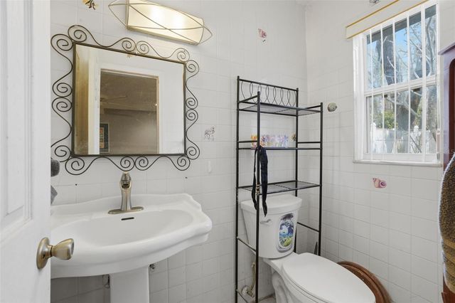 8129 ESPERANZA STREET, Orlando, FL 32817