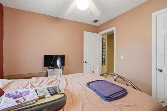 8129 ESPERANZA STREET, Orlando, FL 32817