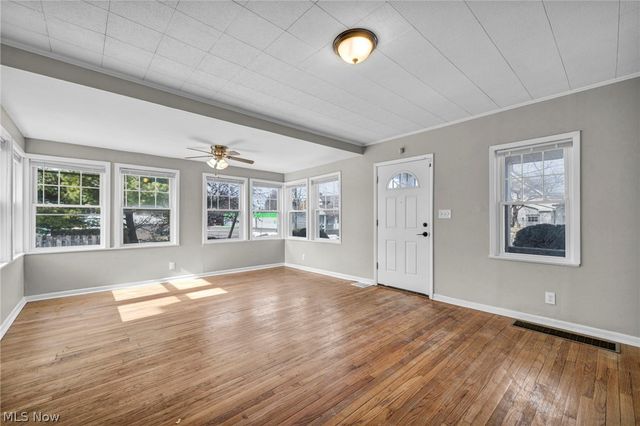 18526 Underwood Avenue, Cleveland, OH 44119