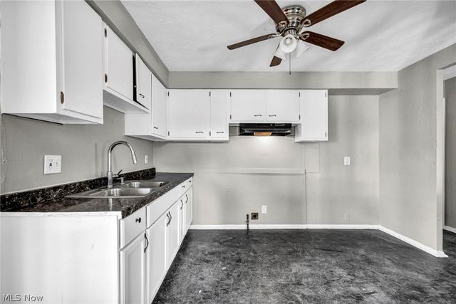 18526 Underwood Avenue, Cleveland, OH 44119