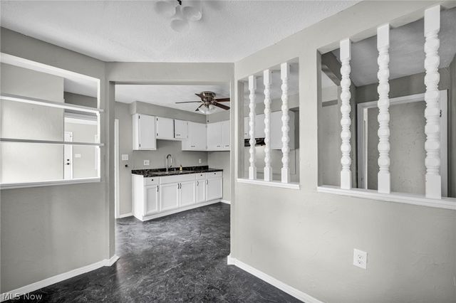 18526 Underwood Avenue, Cleveland, OH 44119