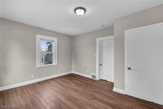 18526 Underwood Avenue, Cleveland, OH 44119