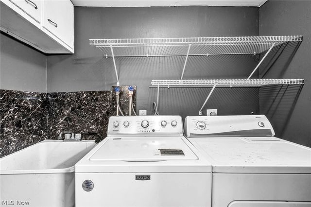 18526 Underwood Avenue, Cleveland, OH 44119