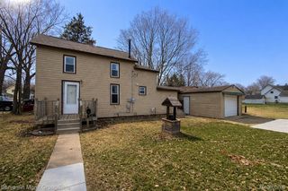 120 W McNeil Street, Corunna, MI 48817