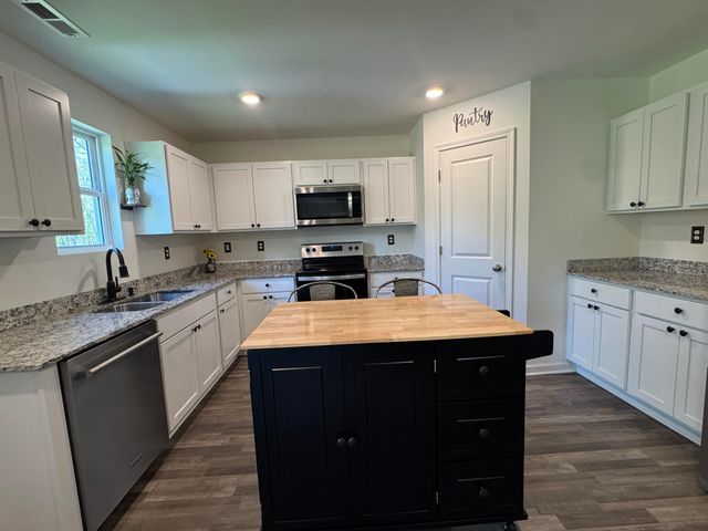 801 Larchmere Road, Kingsford Heights, IN 46346