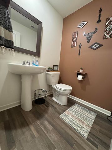 801 Larchmere Road, Kingsford Heights, IN 46346