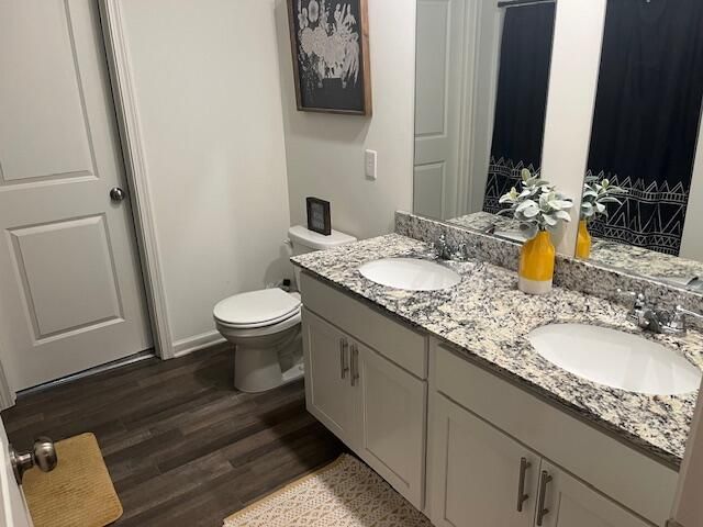 801 Larchmere Road, Kingsford Heights, IN 46346