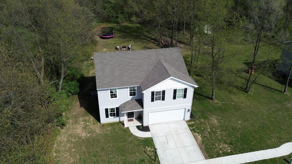 801 Larchmere Road, Kingsford Heights, IN 46346