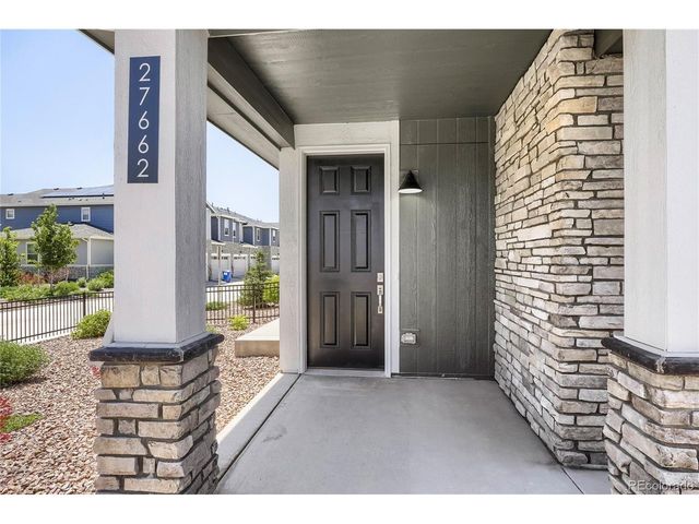 27662 E 1st Ave, Aurora, CO 80018