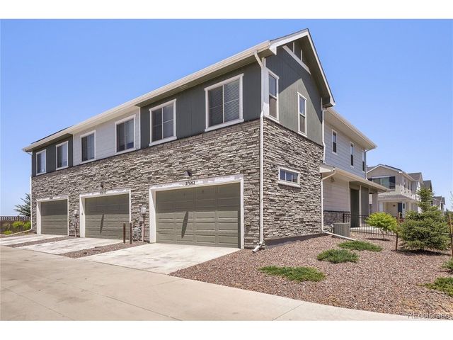 27662 E 1st Ave, Aurora, CO 80018